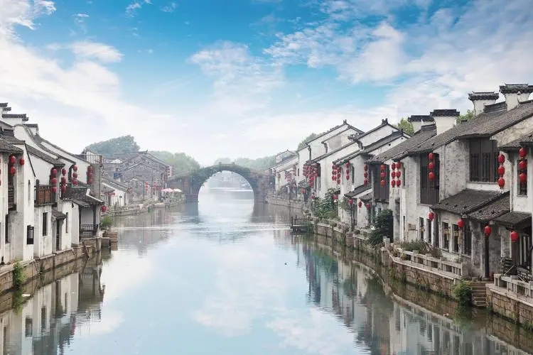 旅游景區(qū).webp.jpg
